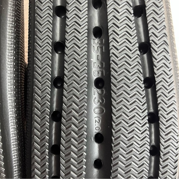 Puffy Comfort Cloud Pool Slides Sandals-Black-Womens 5.5-Casual-Beach-Lounge-NEW - Picture 10 of 10